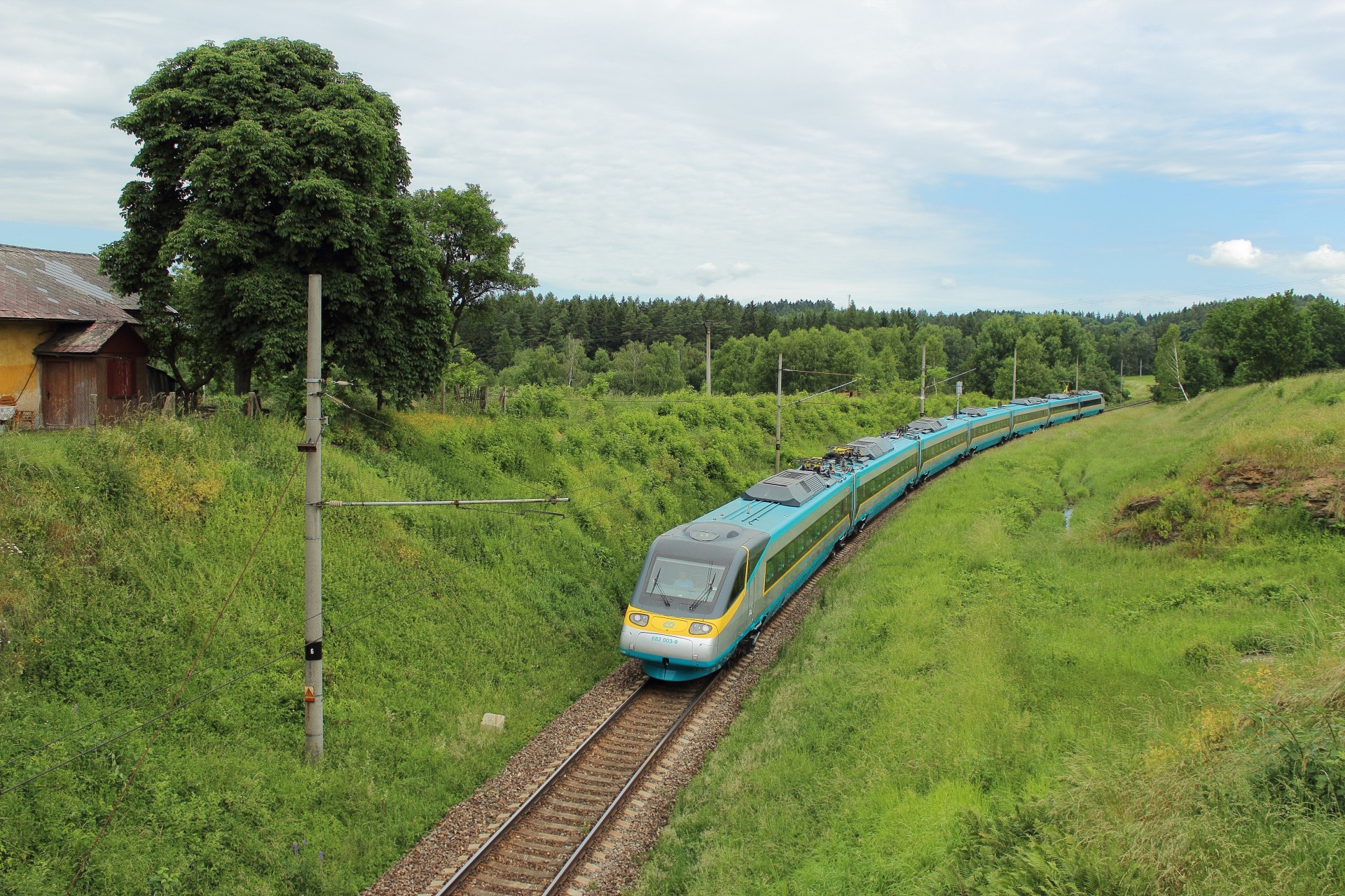 Na oslavy se přijelo podívat i Pendolino