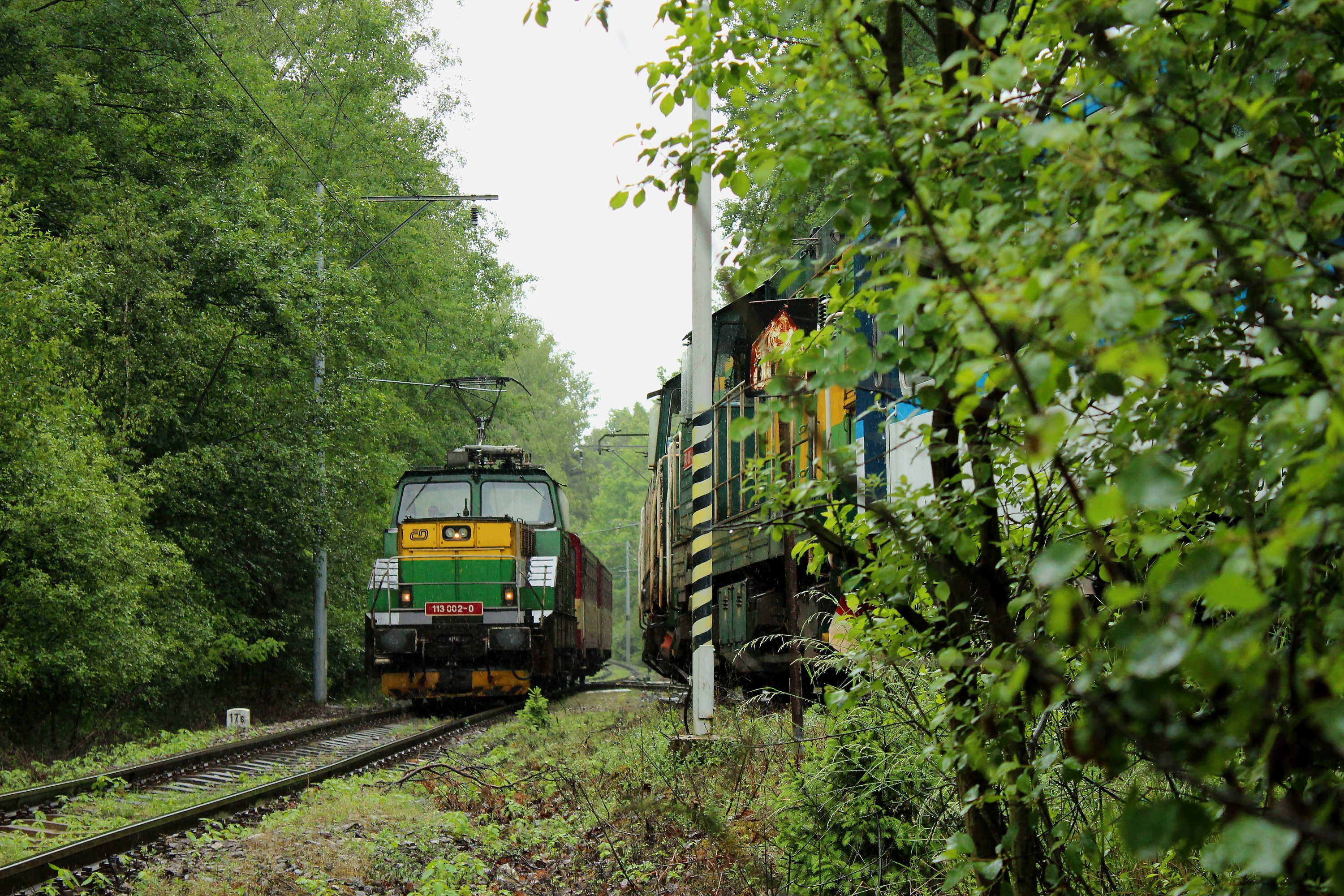 protijedoucí Os 28412